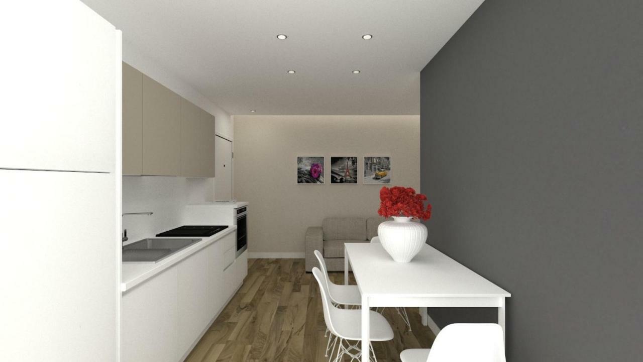 Piccolo Moderno Sulla In Centro Appartement *